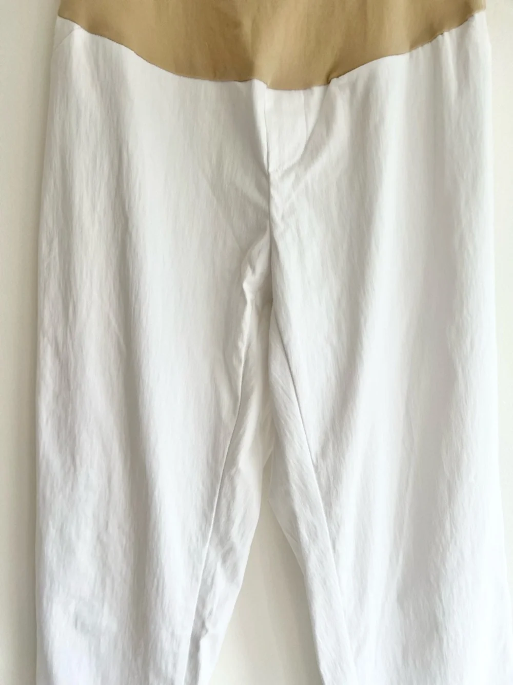 Motherhood Maternity White Casual Pull-On Dress Pants | Women’s Large